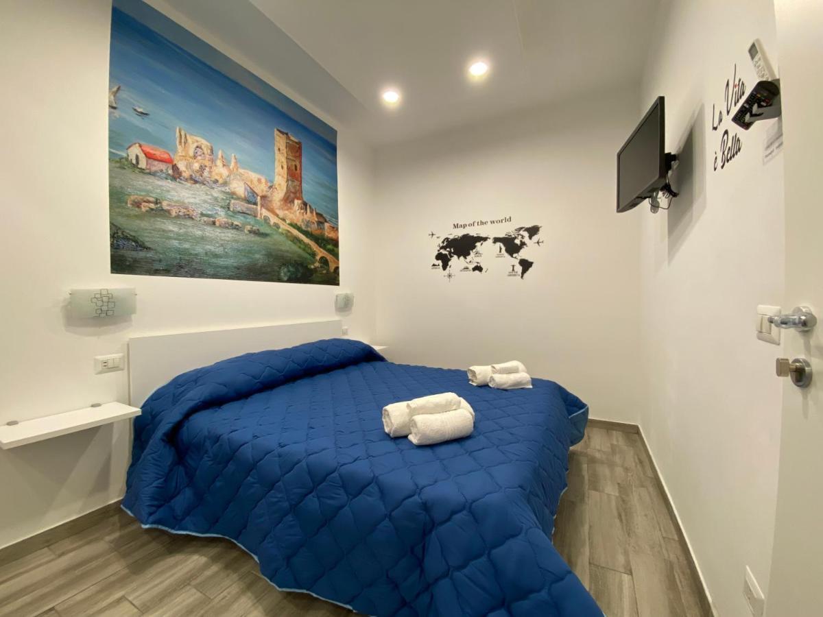 In Centro Rooms Vicino Cefalu Self-Chek-In Кампофеличе-ди-Роччелла Экстерьер фото