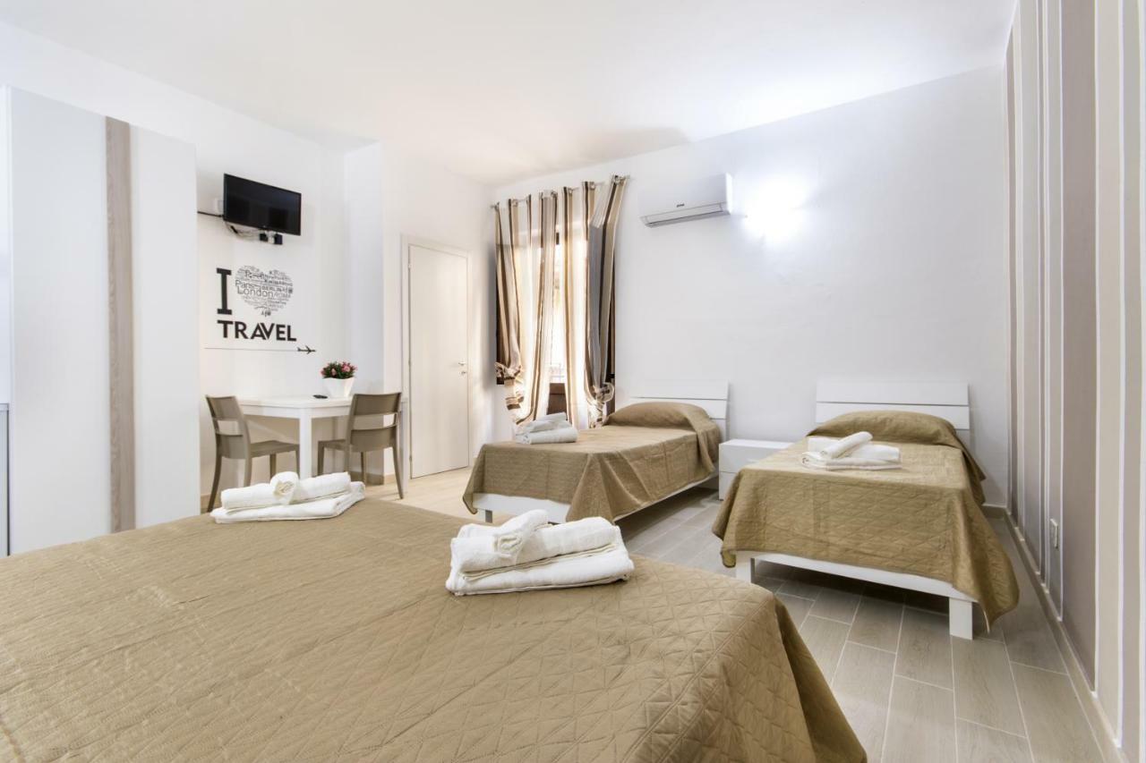 In Centro Rooms Vicino Cefalu Self-Chek-In Кампофеличе-ди-Роччелла Экстерьер фото