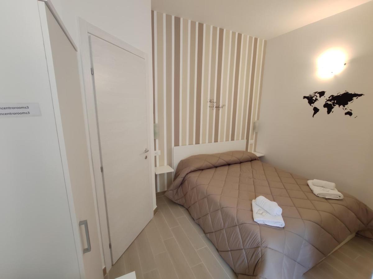 In Centro Rooms Vicino Cefalu Self-Chek-In Кампофеличе-ди-Роччелла Экстерьер фото